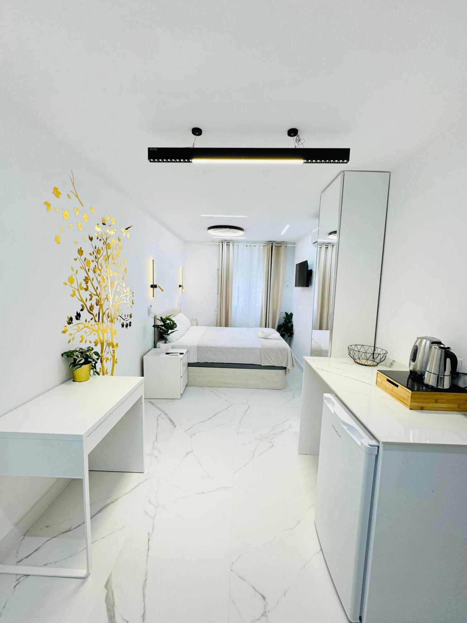 A Y A Apartamento Fuenlabrada Eksteriør bilde